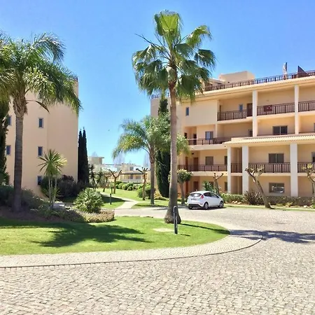 Apartment Rosmaninho-hosted By Sweetstay Quarteira